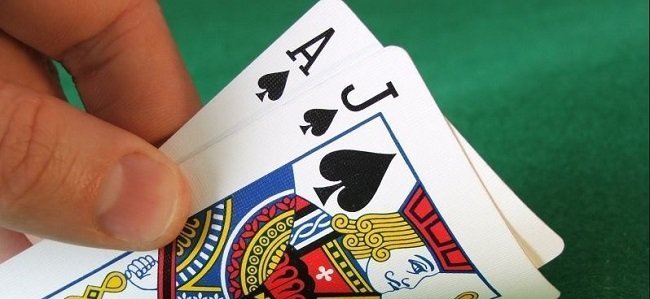 Spela BlackJack kortspel